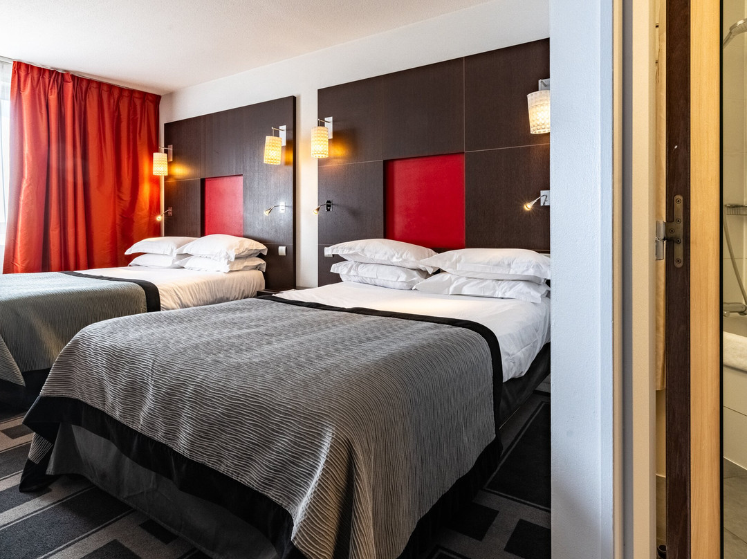 第戎托森多尔假日酒店主图