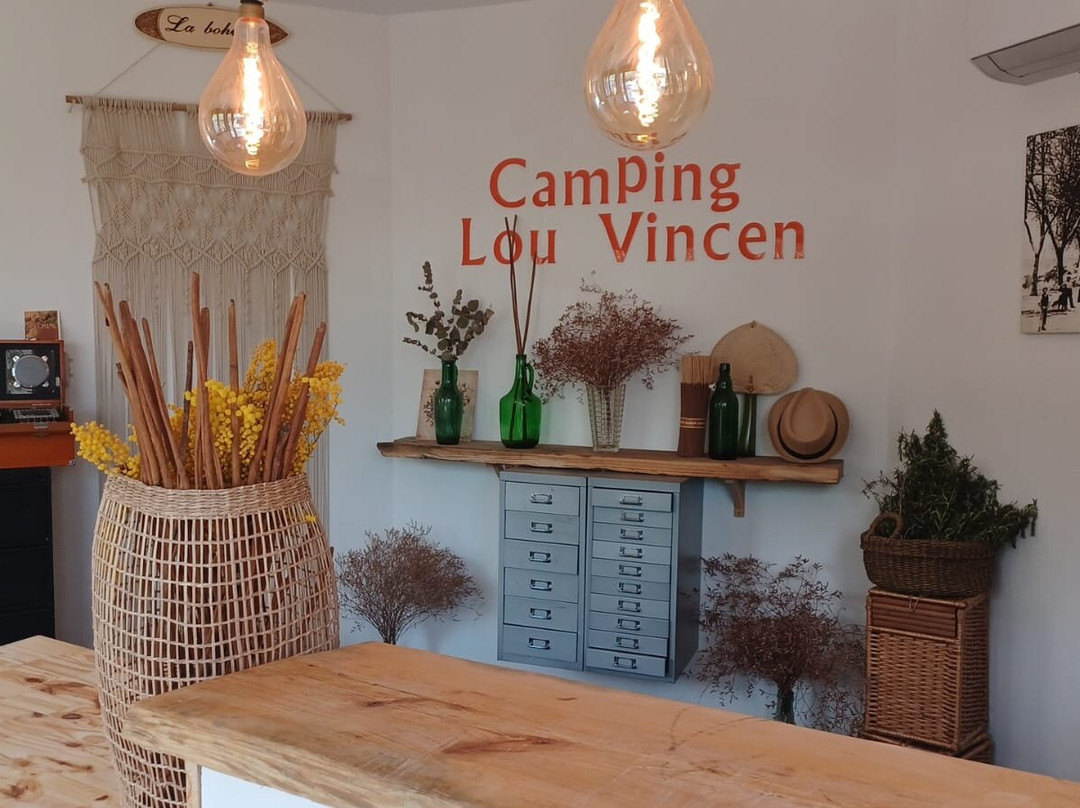 Camping Caravaning Lou Vincen