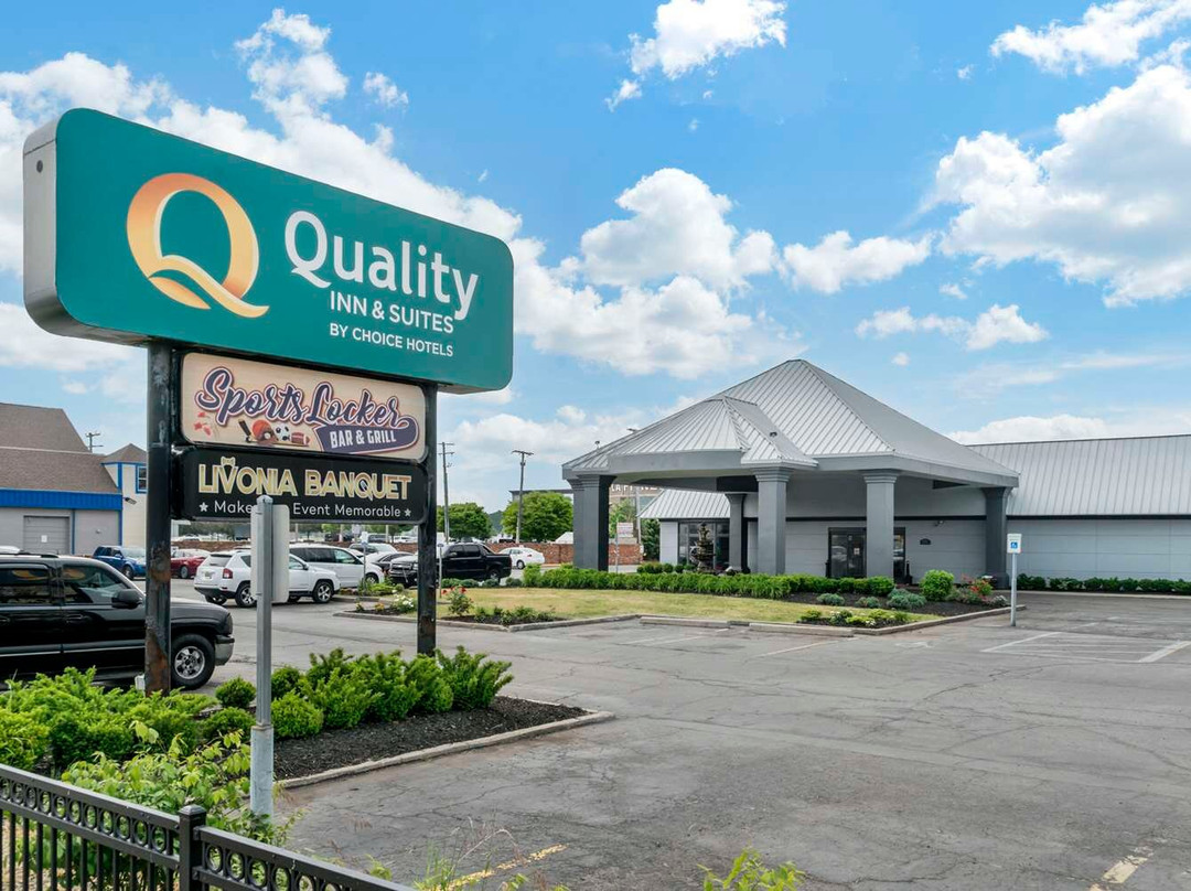 Quality Inn & Suites Banquet Center