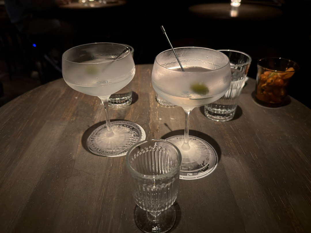 Bar TRENCH景点图片