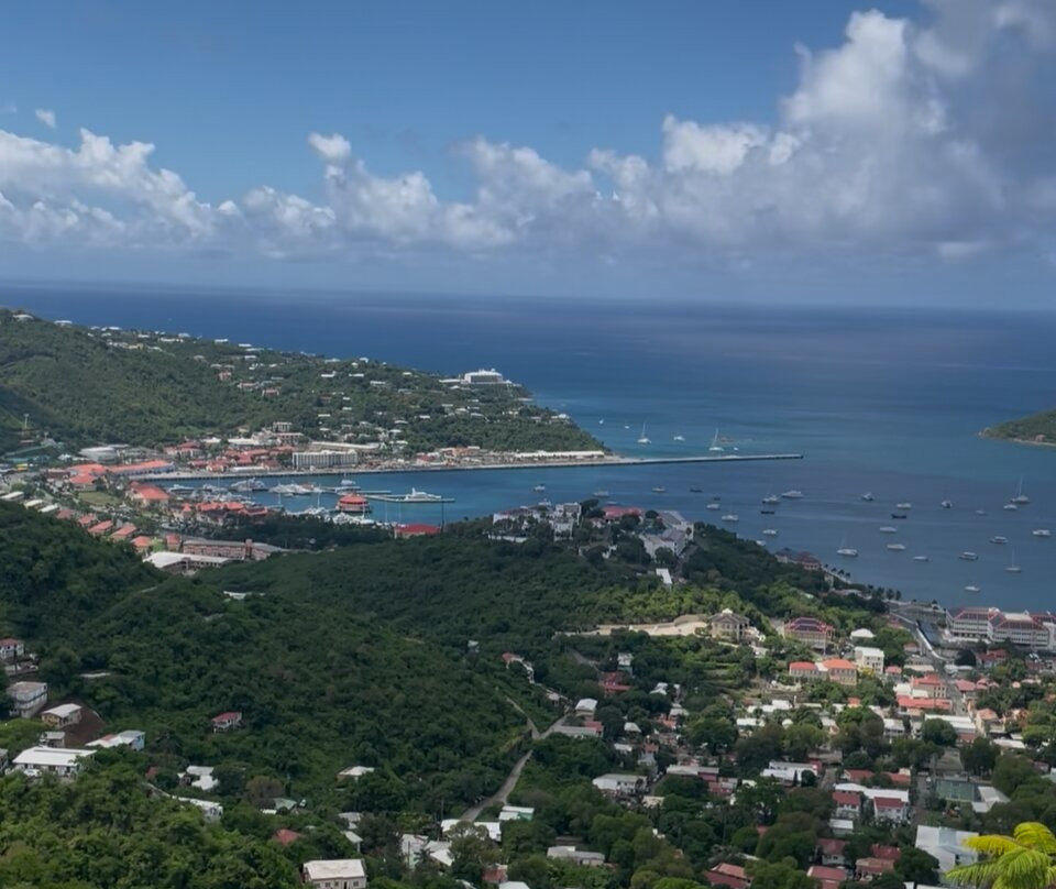 Marley's Taxi Service-圣 托马斯必去景点