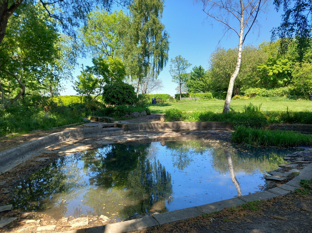Thornes Park景点图片