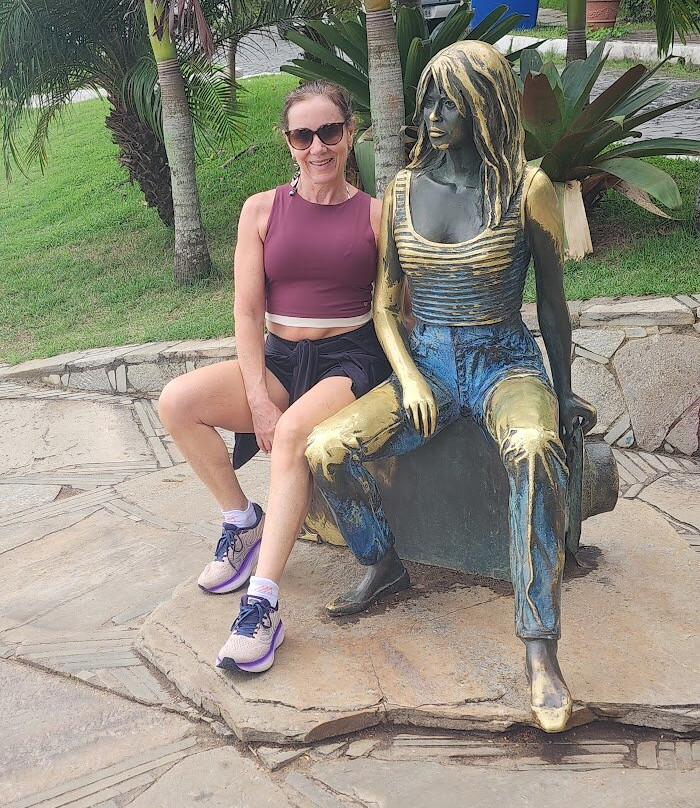 Brigitte Bardot Statue-布基亚斯必去景点