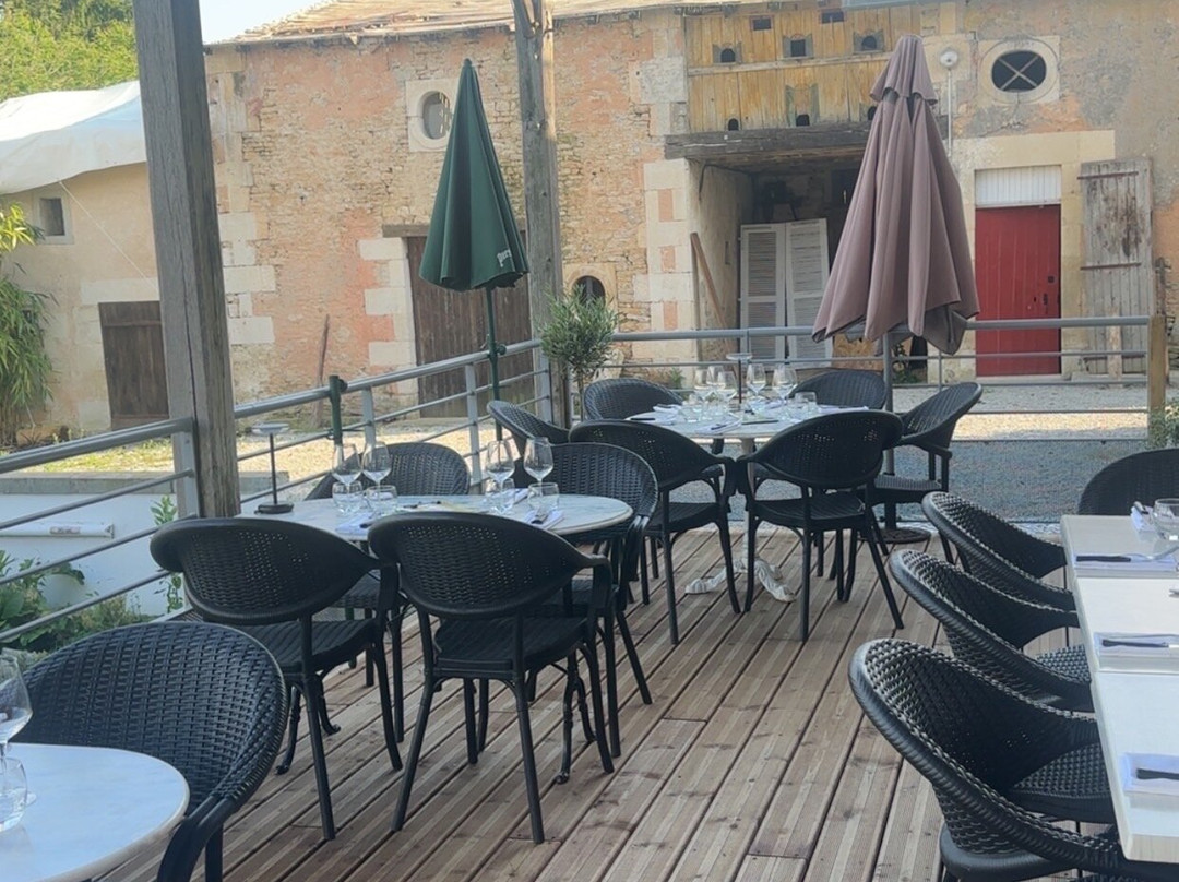 Auberge Du Séquoia