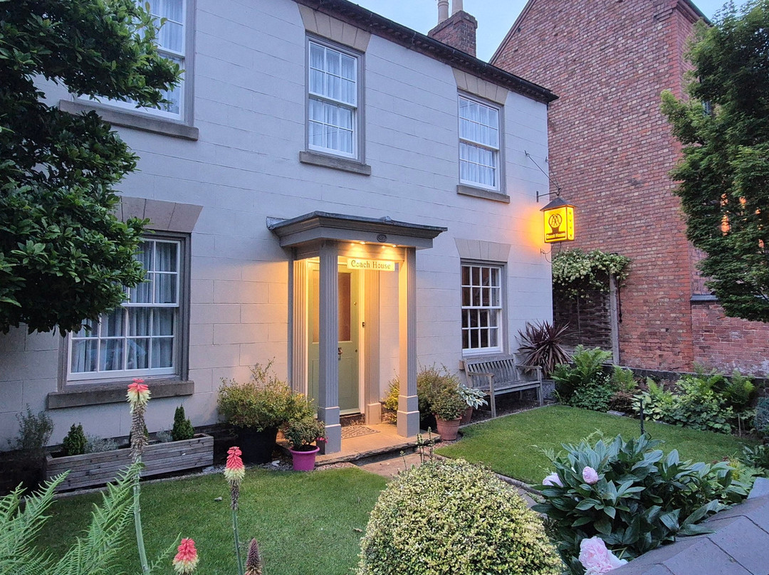 The Coach House主图