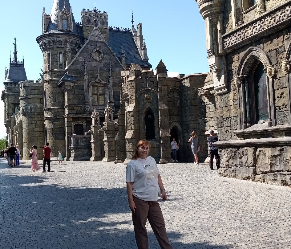 Garibaldi Castle-Khryashchevka必去景点