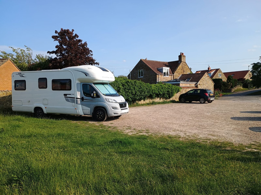 The Oakwheel Inn主图