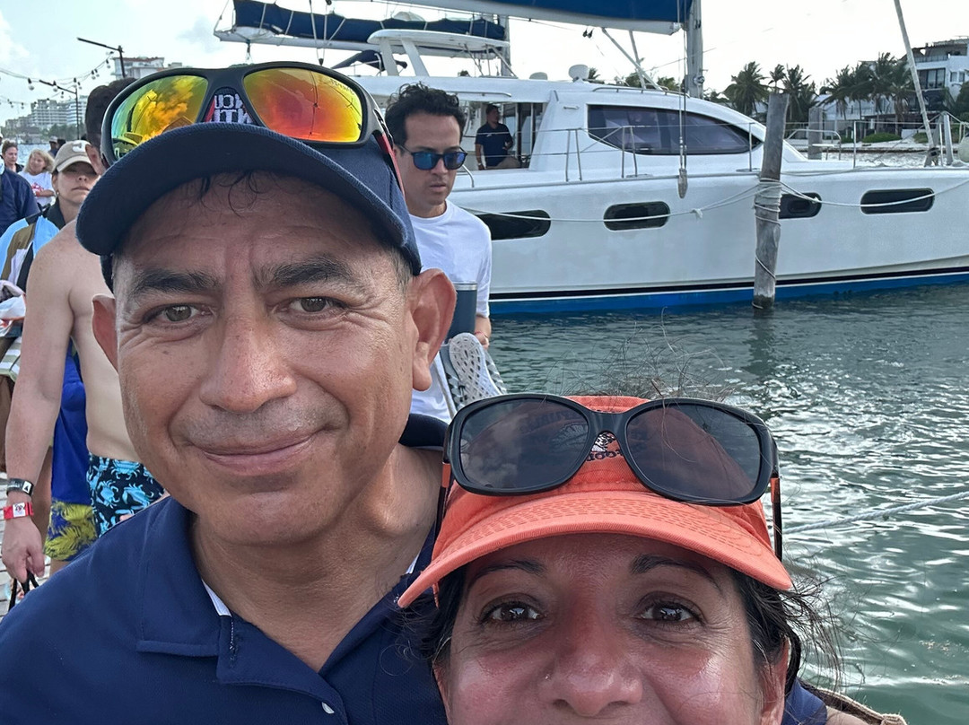 Cancun Adventures - Luxury Sailing & Snorkeling-普拉亚德尔卡曼必去景点