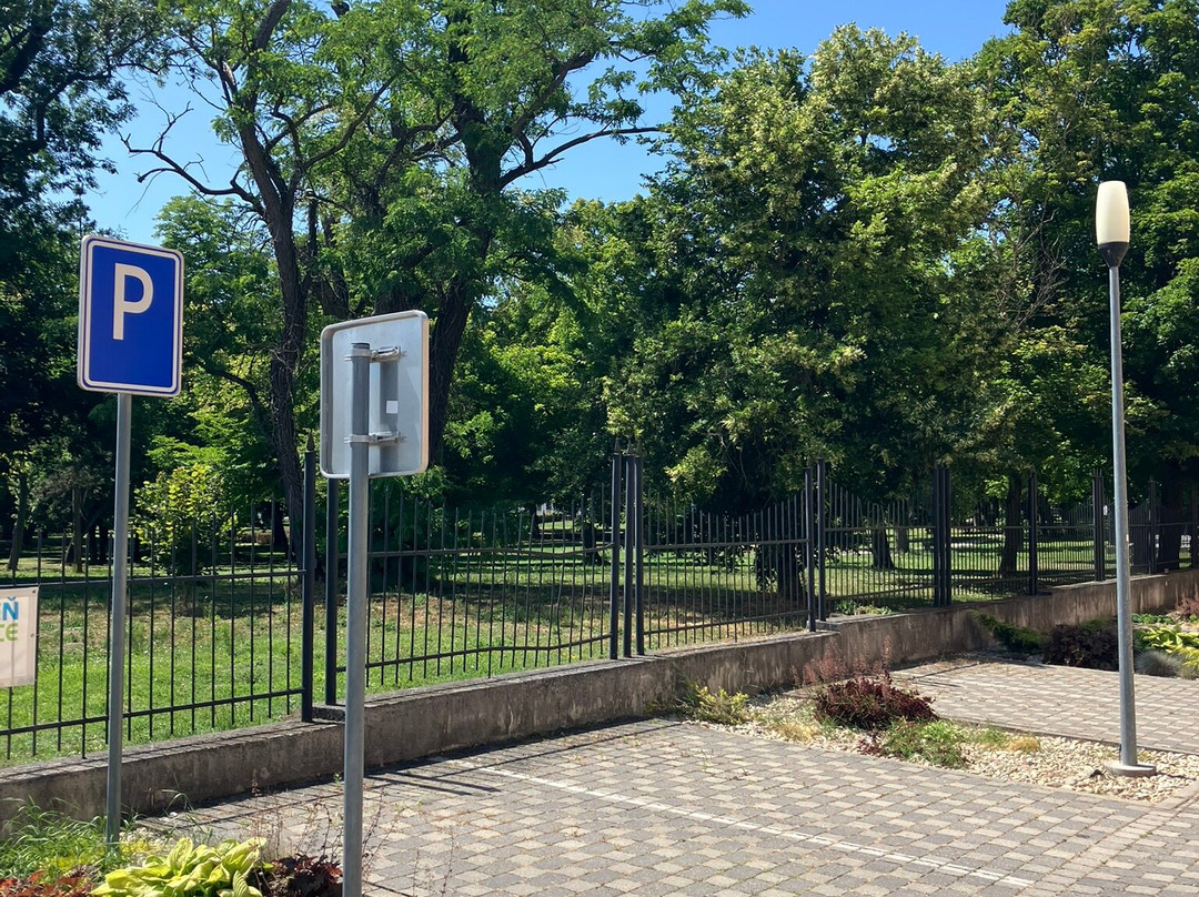 Park Mojmirovce-Mojmirovce必去景点