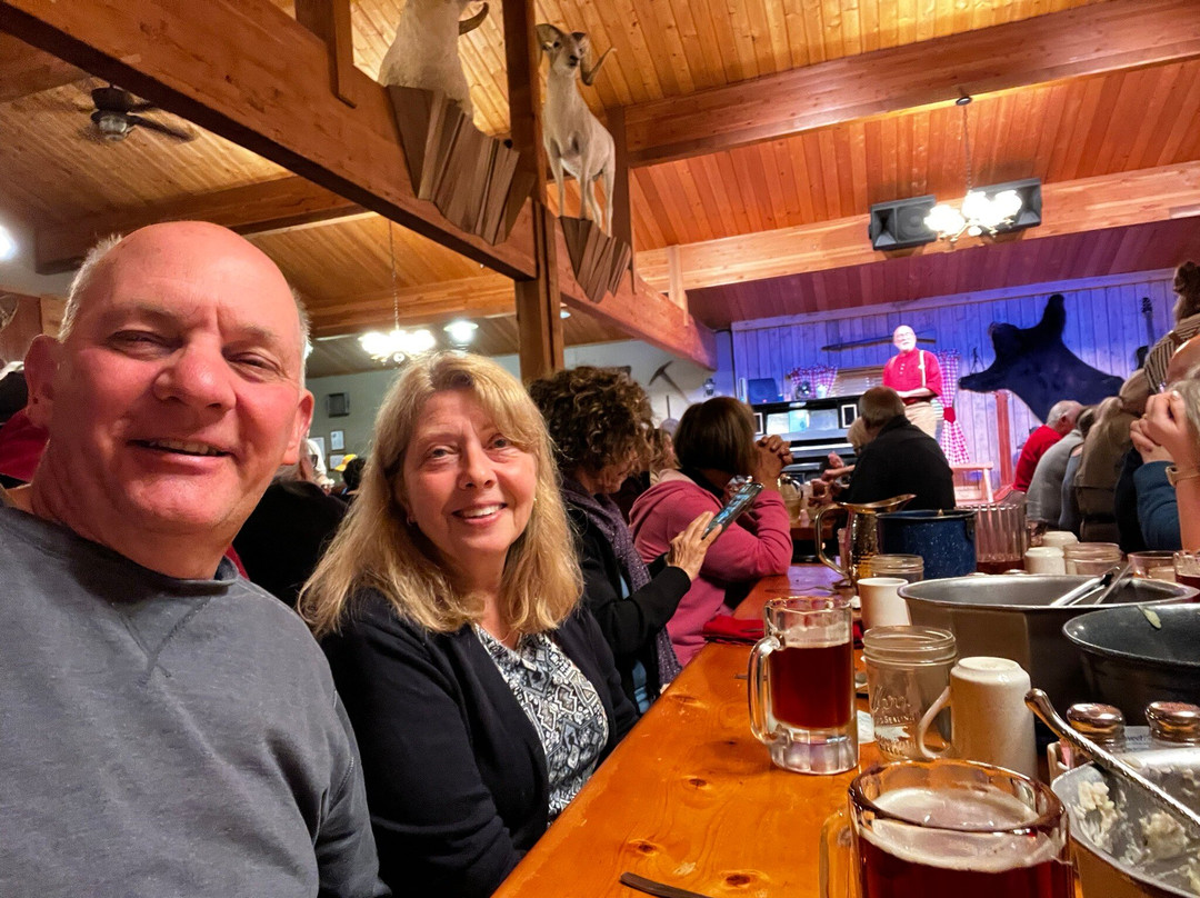 Alaska Cabin Nite Dinner Theatre-德纳利国家公园和自然保护区必去景点