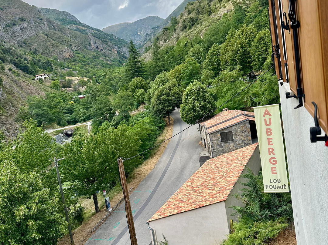 Auberge Lou Poumié主图