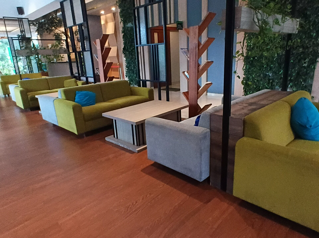 Montana Premier Senggigi主图