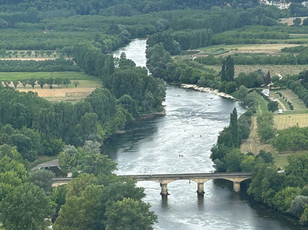 Gate Towers-Domme必去景点