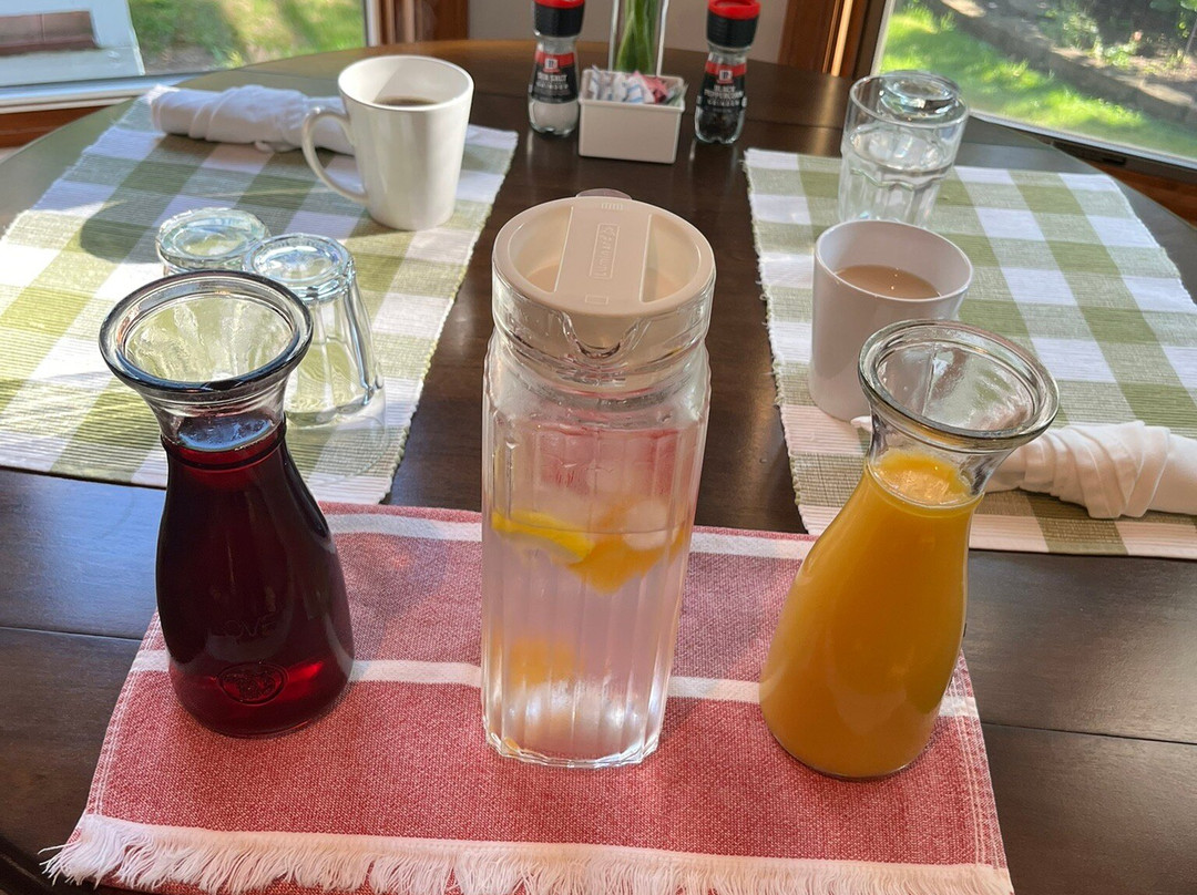 Black River Inn B&B主图