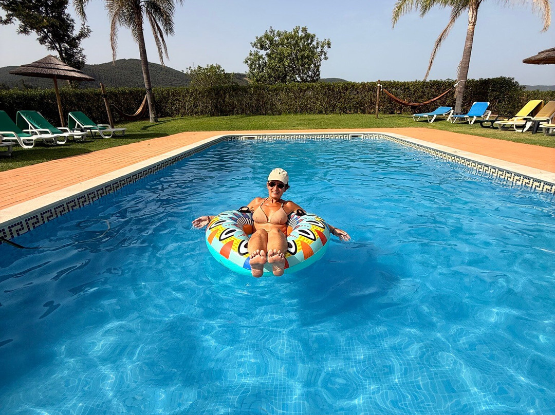 Nave Redonda Do Cerro主图