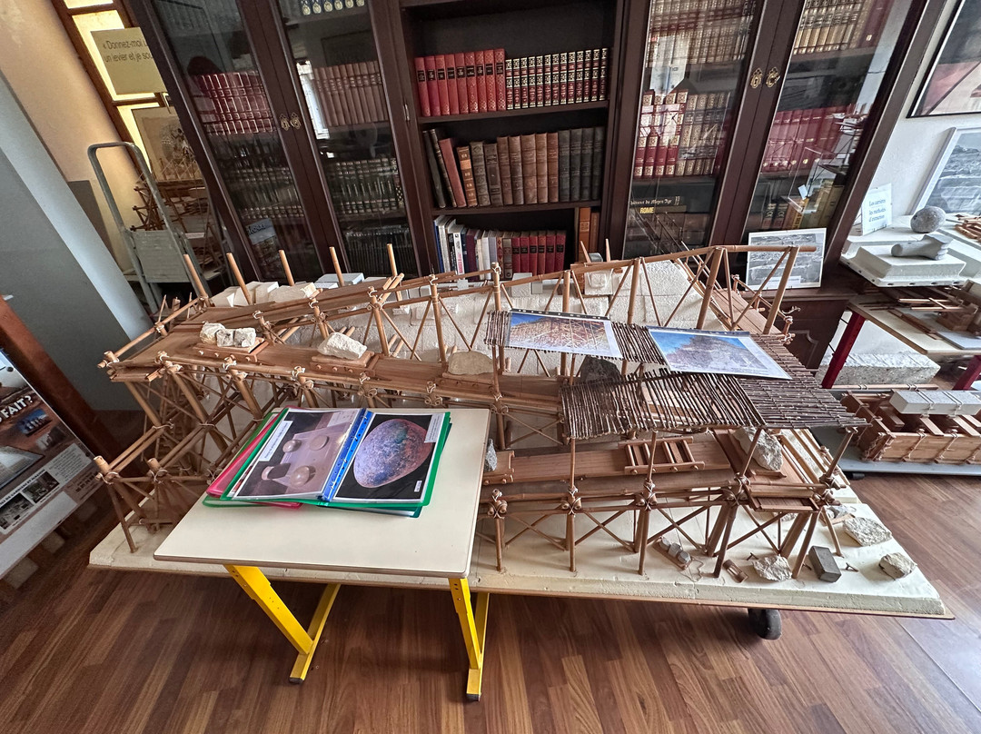 La Construction Pharaonique, Les Outils-Saint-Jean-d'Angely必去景点