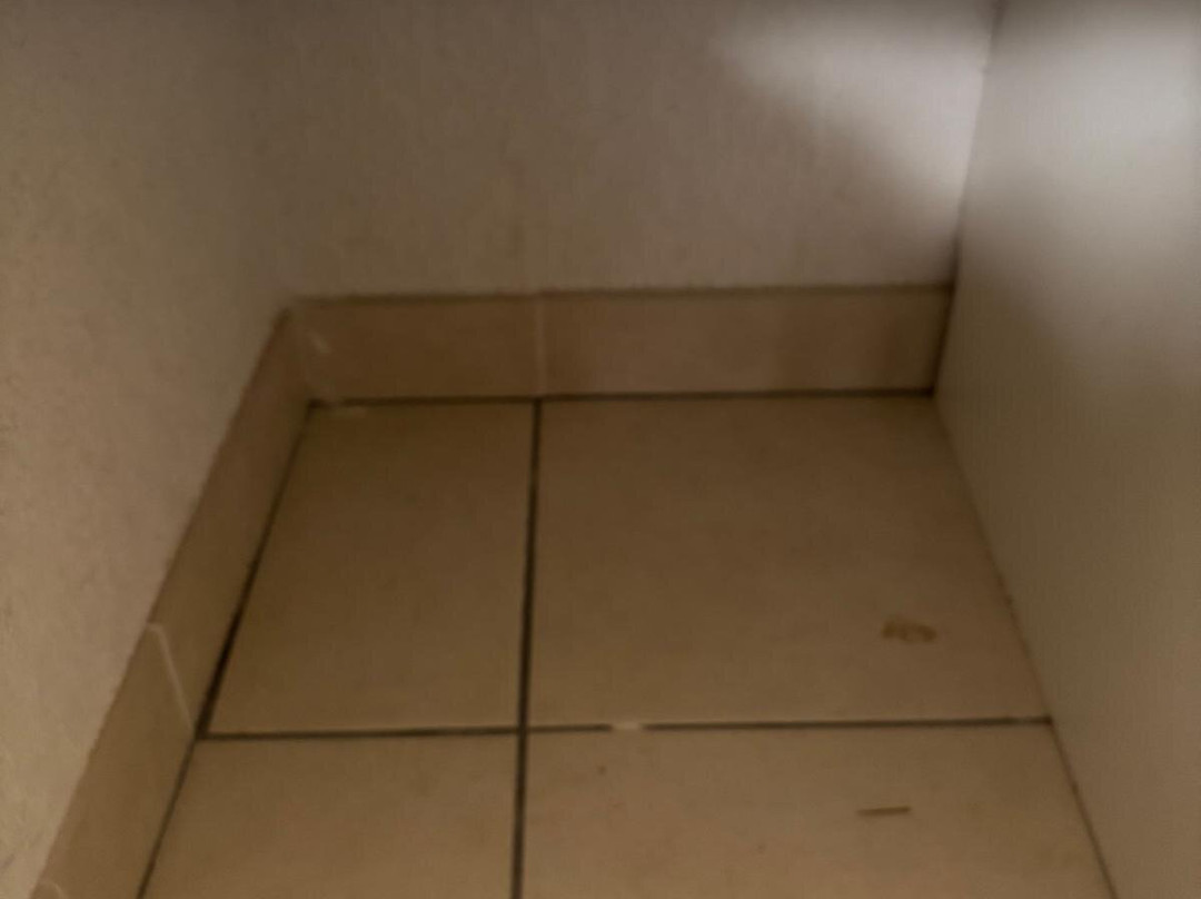 约亚雷城堡酒店主图