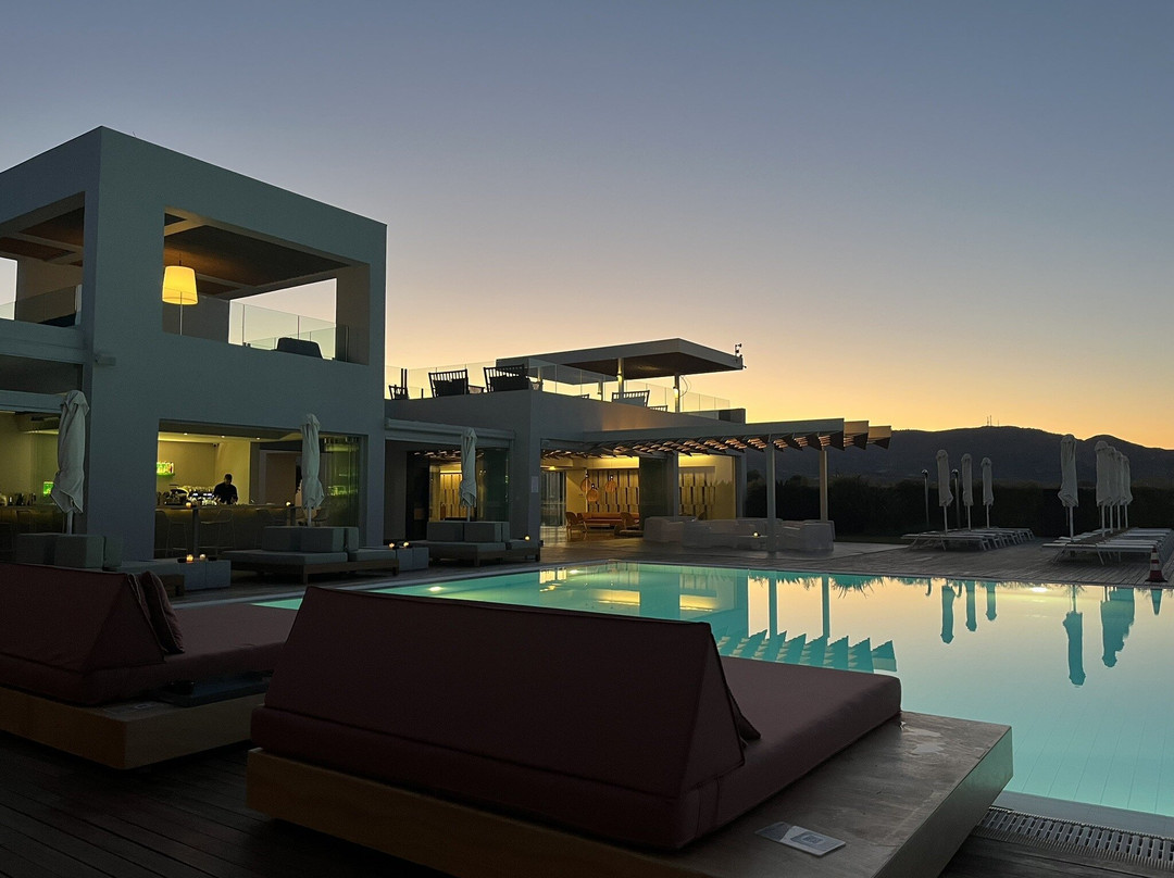 Thalatta Seaside Hotel主图