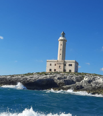 Vieste in barca-维耶斯泰必去景点