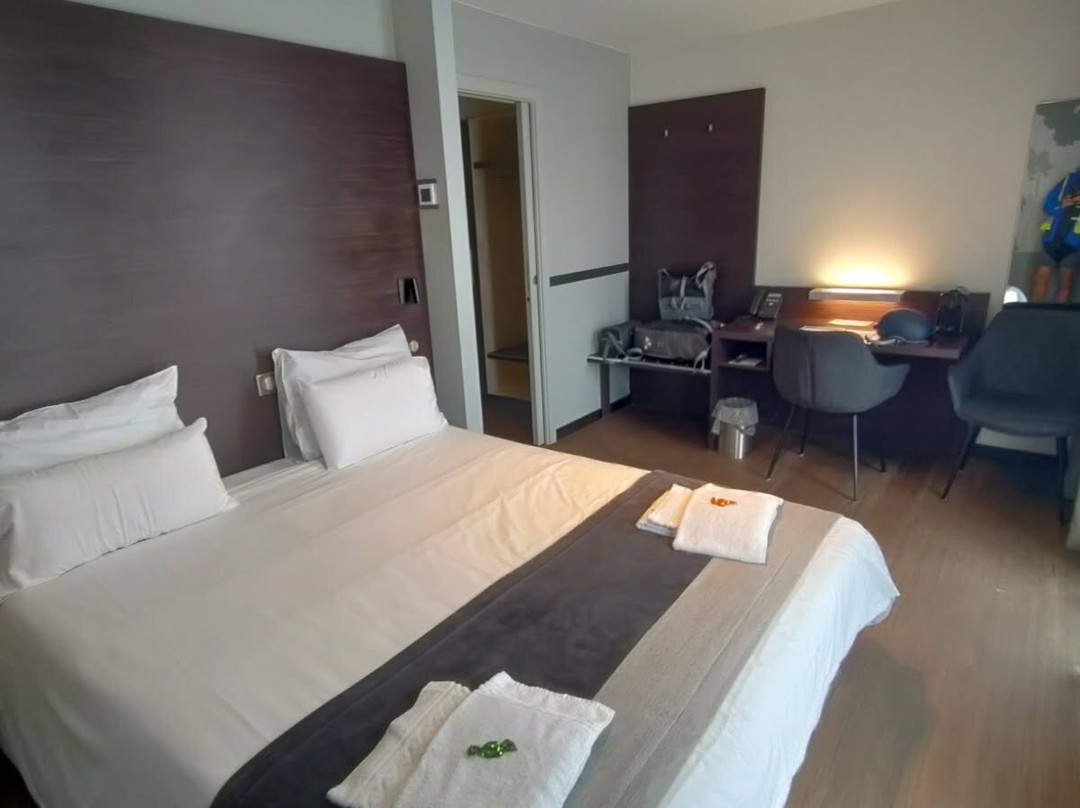 Le Merceny Motel主图