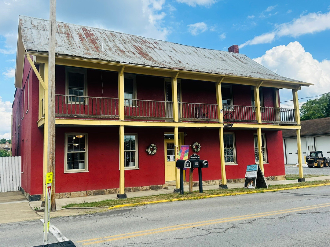 Bottlebrush Gallery-Harmony必去景点