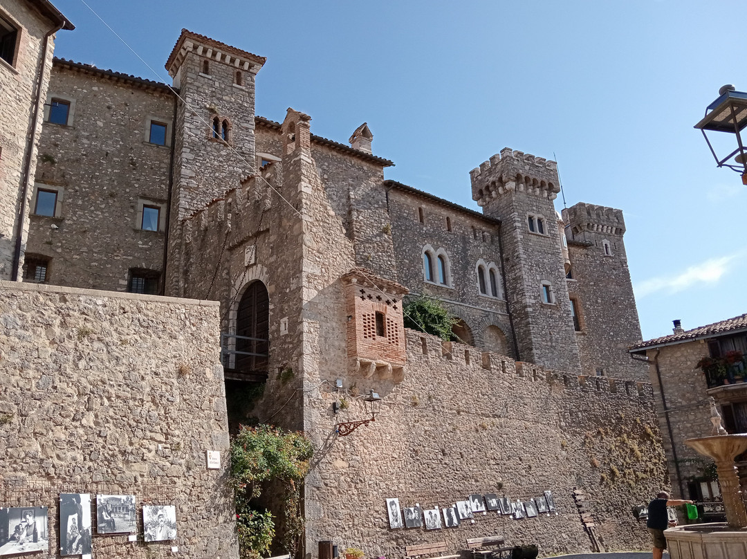 Castello Baronale-Collalto Sabino必去景点