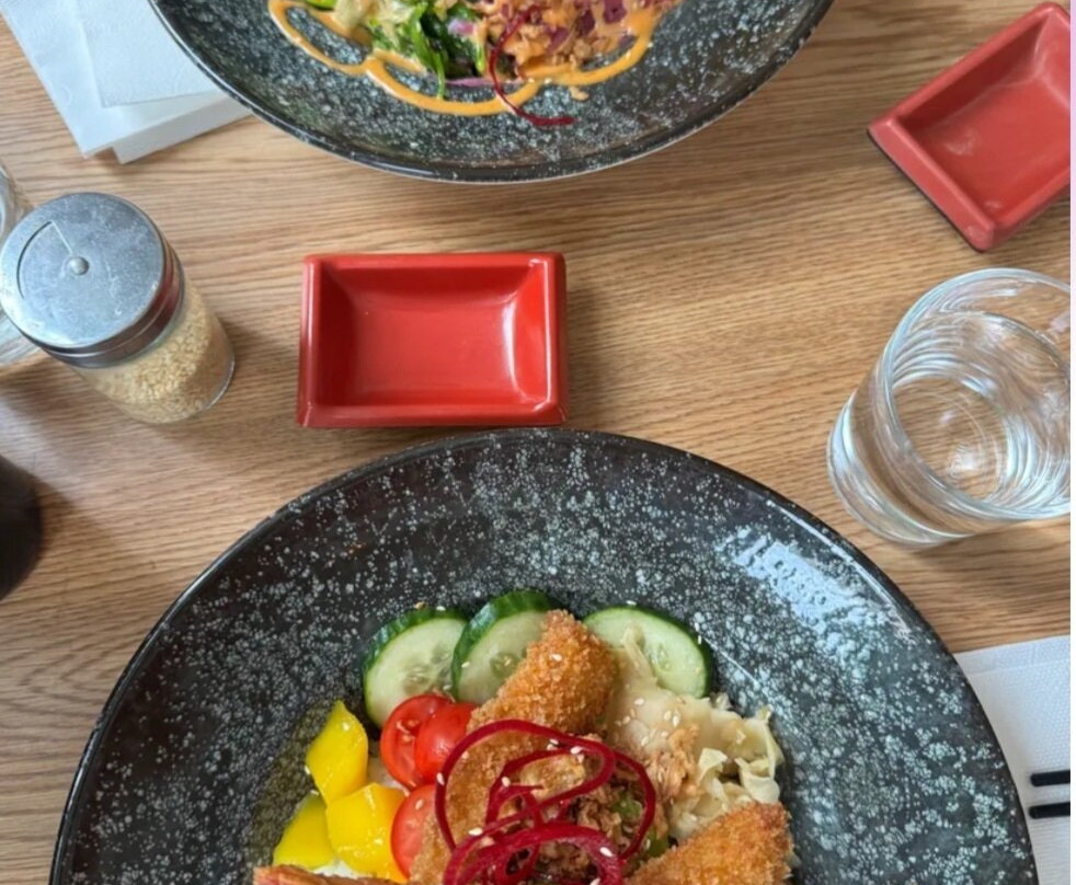 Nanjia sushi & asiatiskt