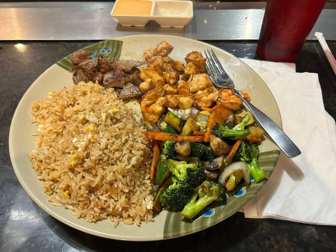 Hoshi Japanese Steakhouse & Asian Fusion
