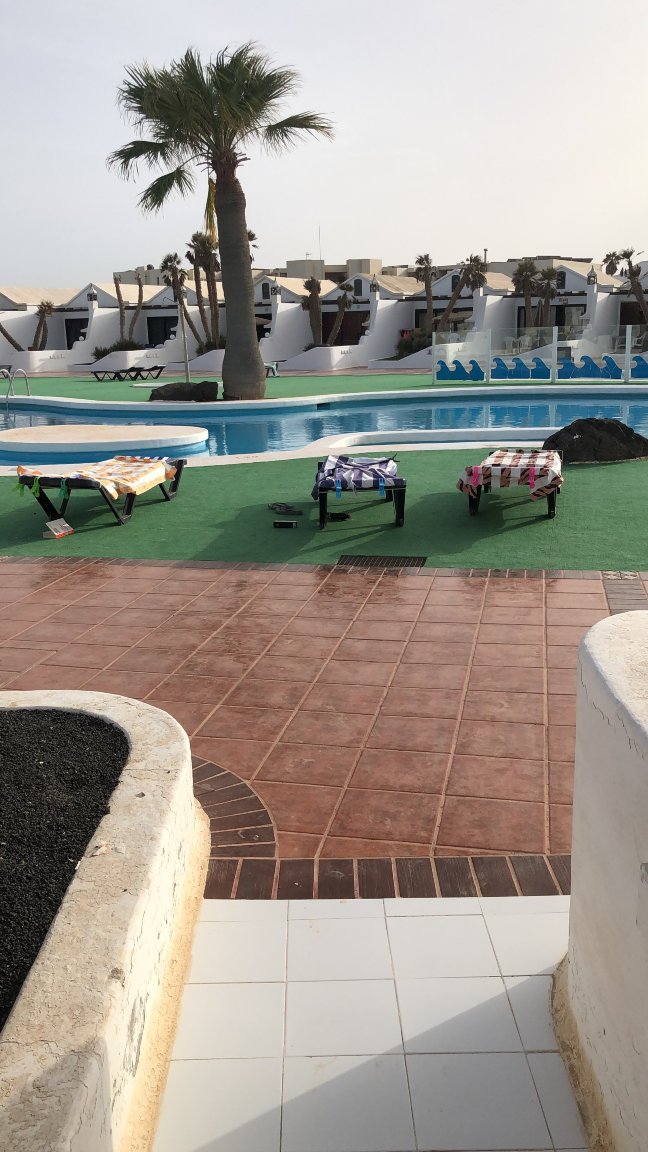 沙滩度假村-泳池