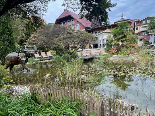 雷布斯托克酒店主图