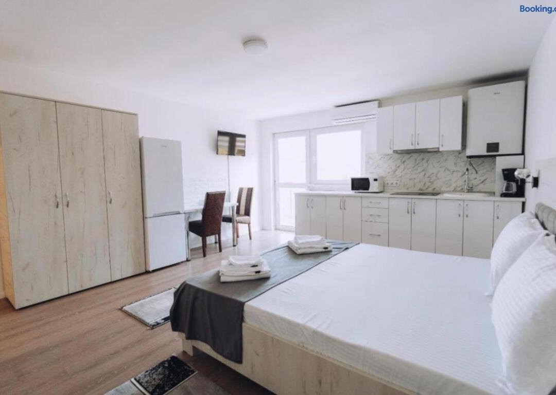 Apartamente Trs