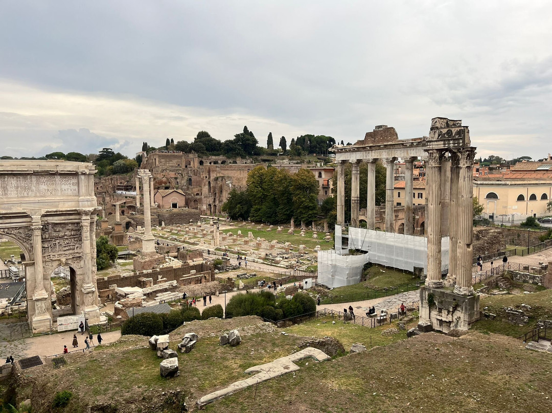 Latitude Explorers-Fontenay-les-Briis必去景点