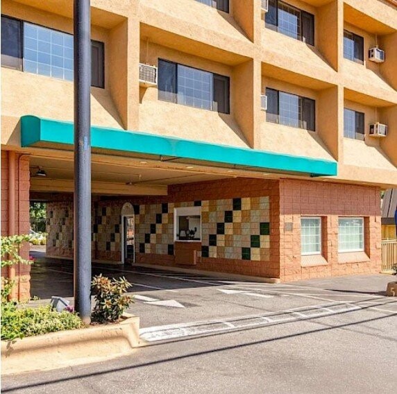 Auburn酒店住宿-Auburn House Hotel