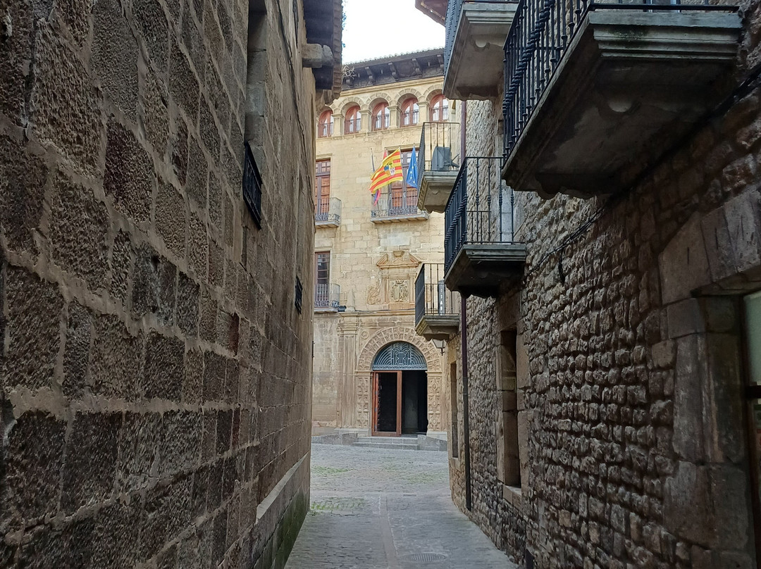 Plaza de la Villa-Sos del Rey Catolico必去景点