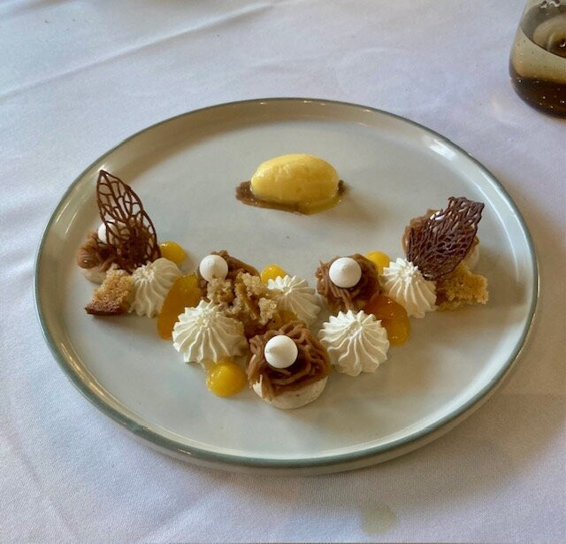 Restaurant L'Hibiscus by Jeremy Lasserre