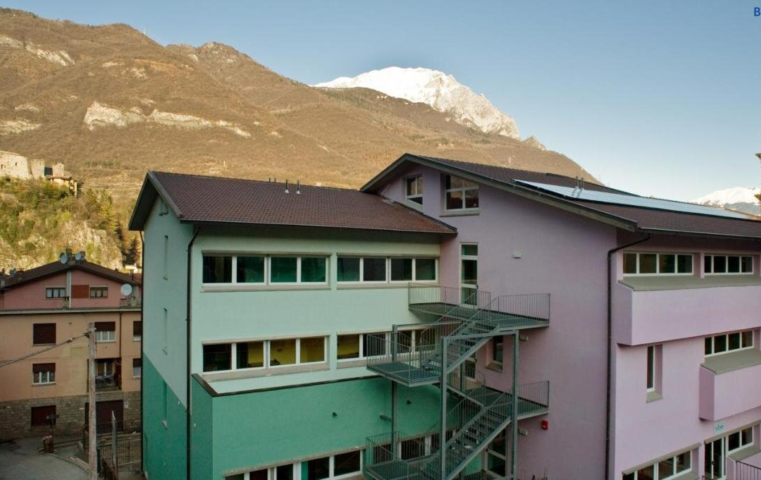 Niardo酒店住宿-Casthello Ostello Di Vallecamonica