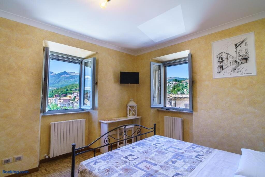 Gualdo酒店住宿-La Locanda Del Serafino