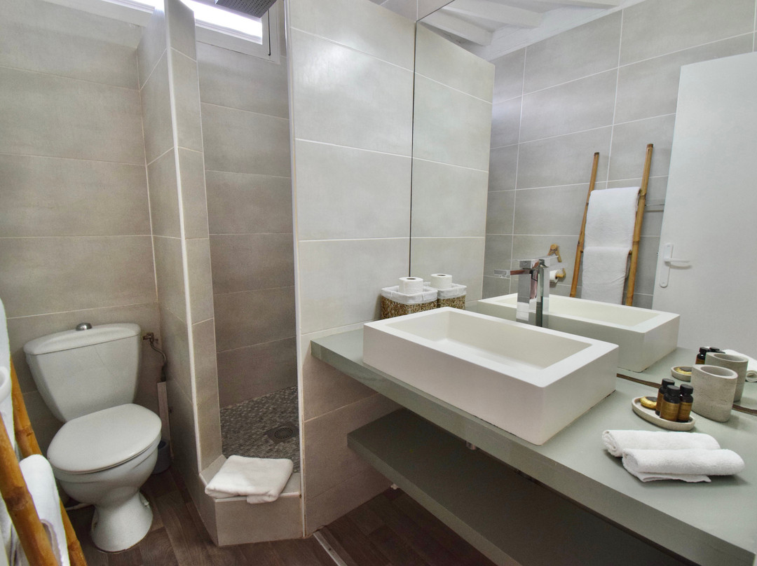 橡胶树酒店主图