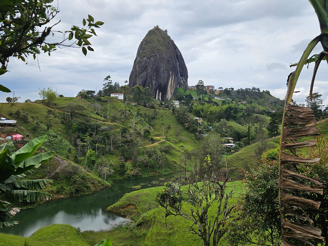 El Penon de Guatape-Guatape必去景点