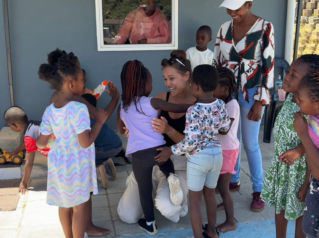 Emzini Township Tour-克尼斯纳必去景点