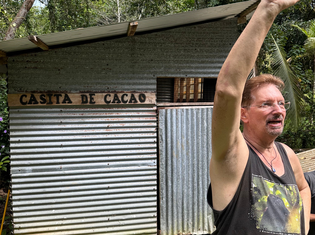 Green Acres Chocolate Farm and Nature Preserve-Cerro Brujo必去景点