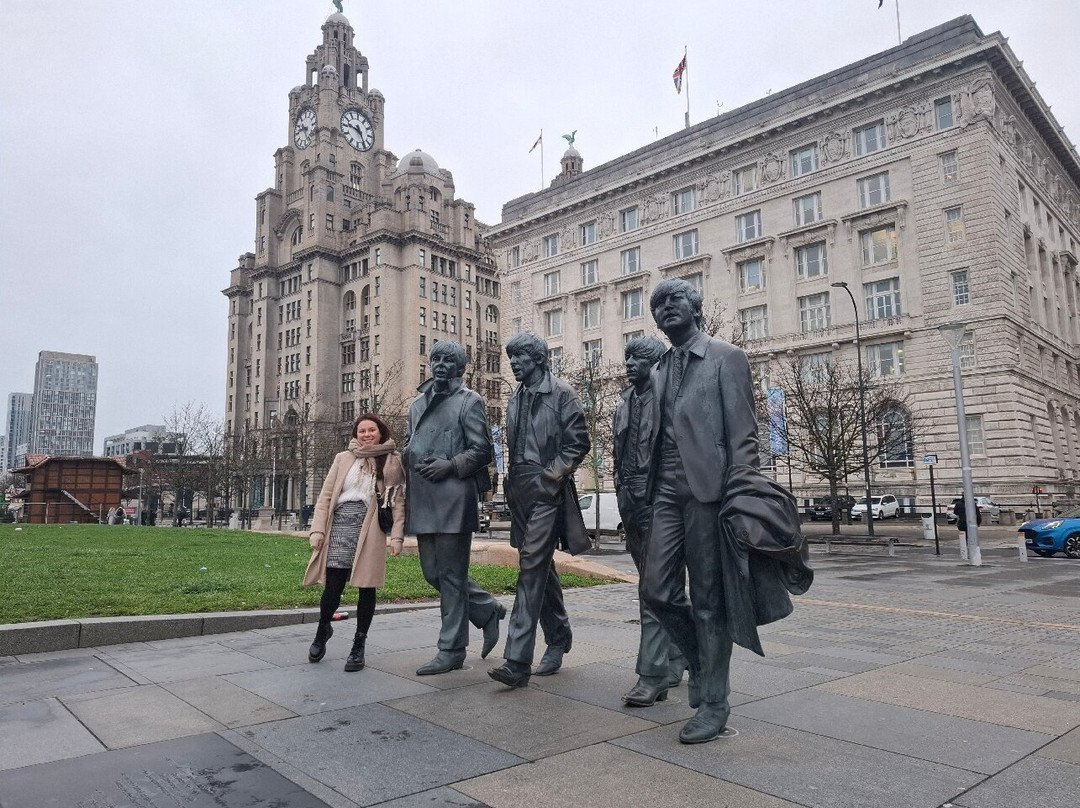 Beatles Statue-利物浦必去景点