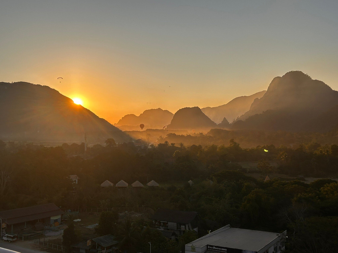 大象穿越酒店主图