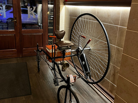 科姆洛酒店主图