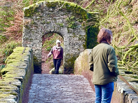 MacBackpackers Tours of Scotland-爱丁堡必去景点