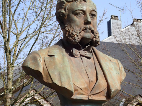 Square de la Gare-沙勒维尔梅济耶尔必去景点