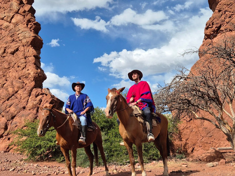 Centro Ecuestre Amazonas-Tupiza必去景点