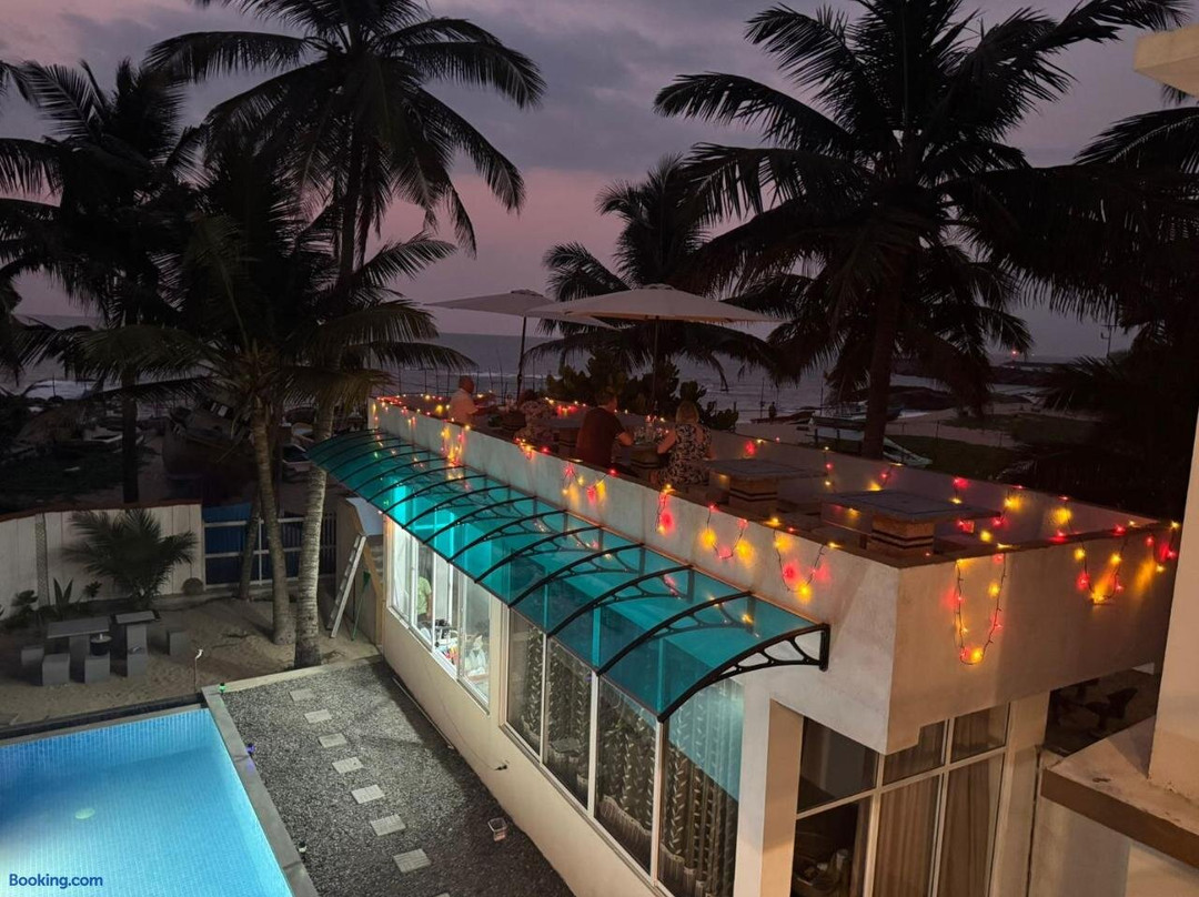 Danish Crown Hotel