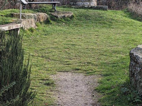 The Parbold Bottle monument-Parbold必去景点