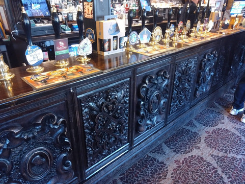 The Dog Inn-特伦特河畔柏顿必去景点